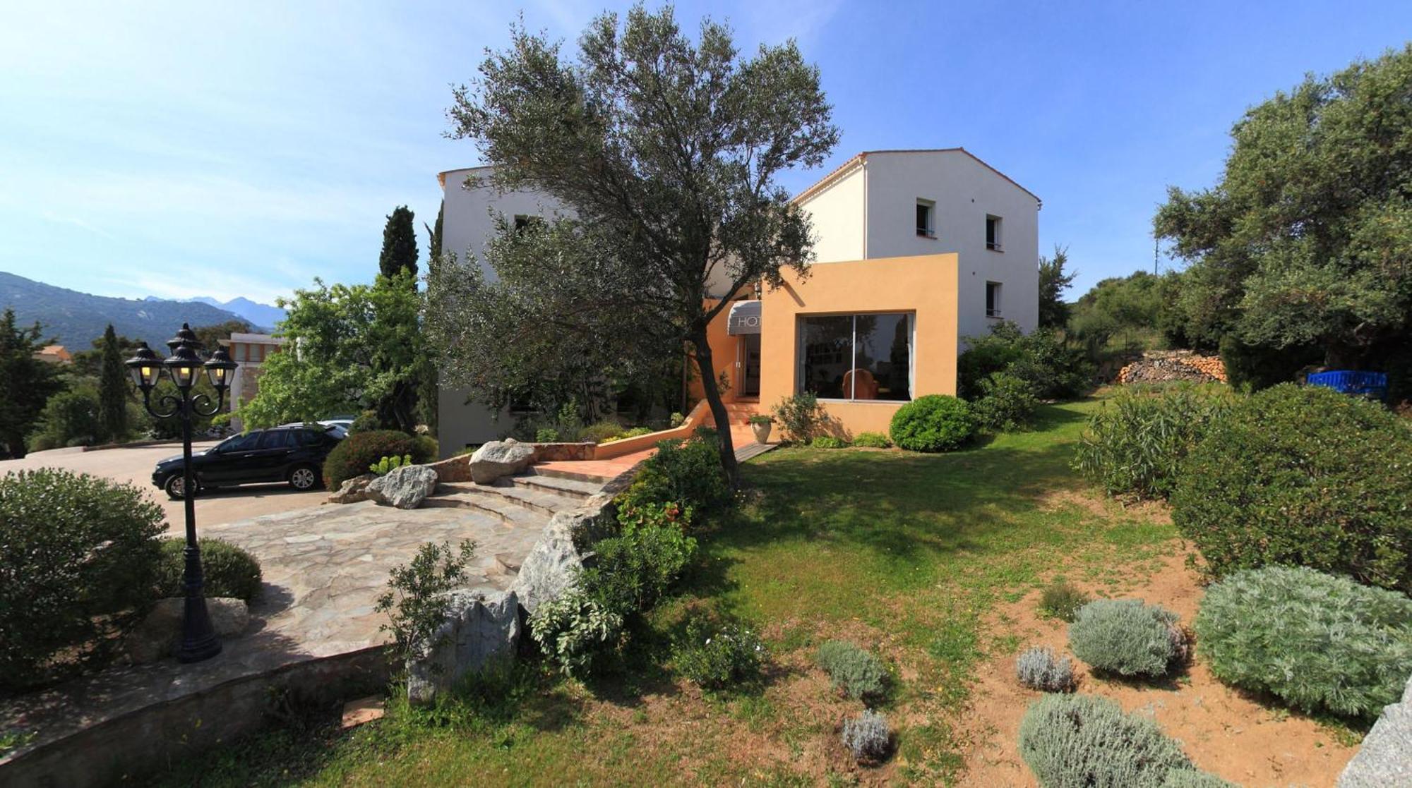 Hotel Cala Di L'Oru LʼÎle-Rousse Exterior foto